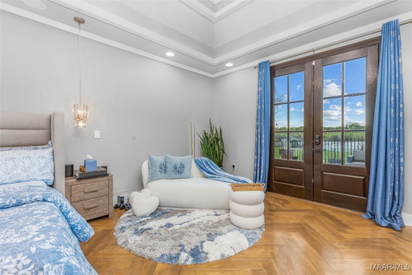 8478 ROCKBRIDGE Circle