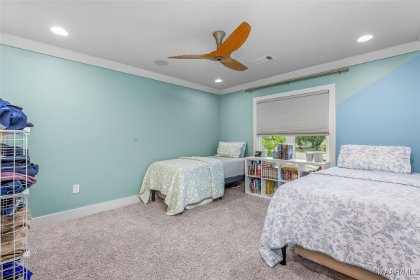8478 ROCKBRIDGE Circle