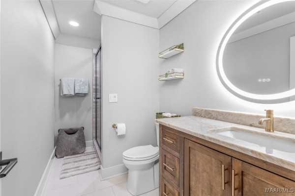 8478 ROCKBRIDGE Circle