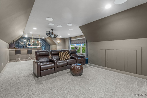 8478 ROCKBRIDGE Circle