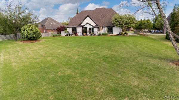 8478 ROCKBRIDGE Circle