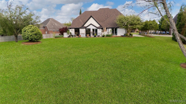 8478 ROCKBRIDGE Circle