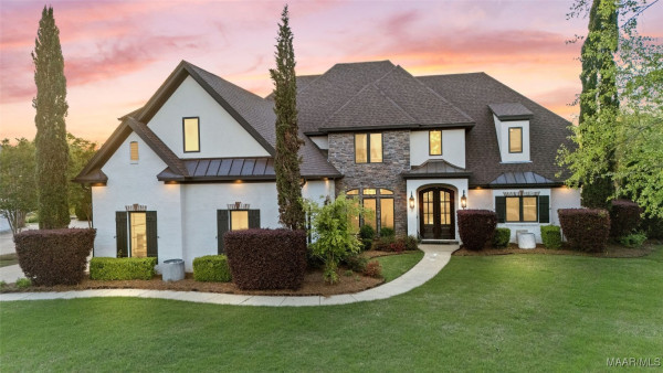 8478 ROCKBRIDGE Circle