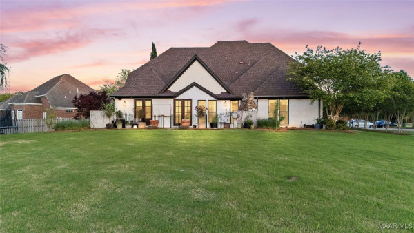 8478 ROCKBRIDGE Circle