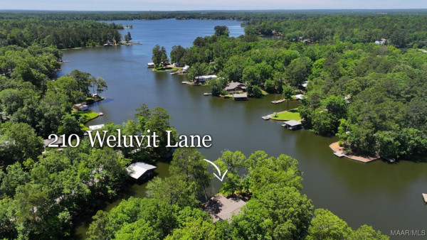 210 Weluvit Lane