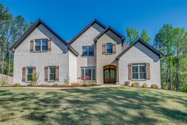 1215 Brookwood Drive