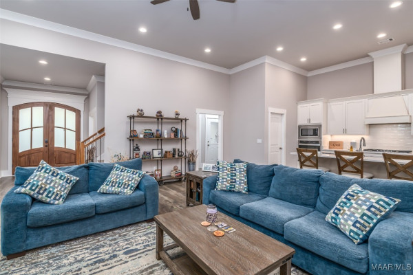 1215 Brookwood Drive