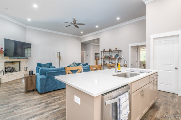 1215 Brookwood Drive