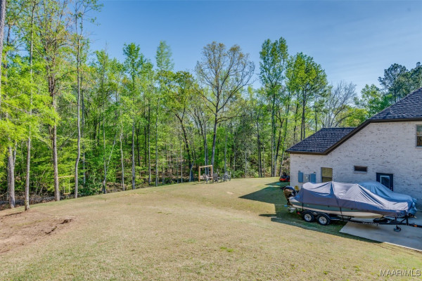 1215 Brookwood Drive