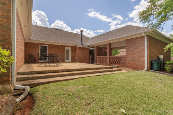 7711 Deer Trail Road