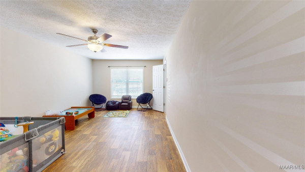 80 Meadowood Drive