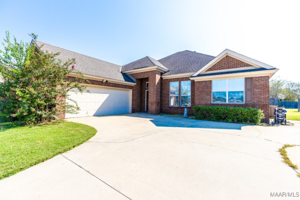 9272 WHISPINE Court