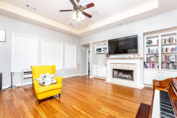 9272 WHISPINE Court
