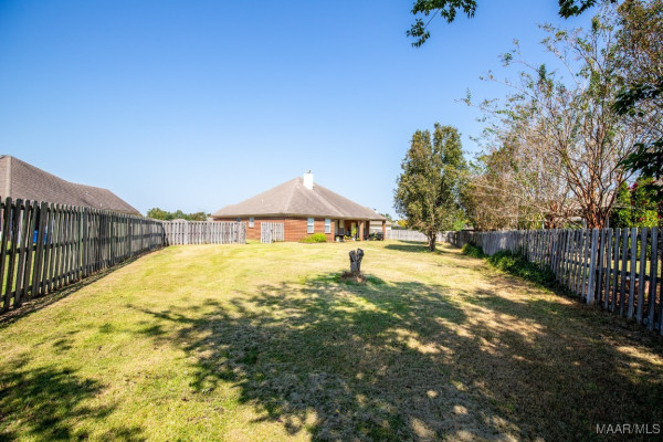9272 WHISPINE Court