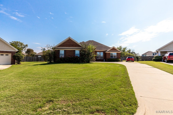 9272 WHISPINE Court