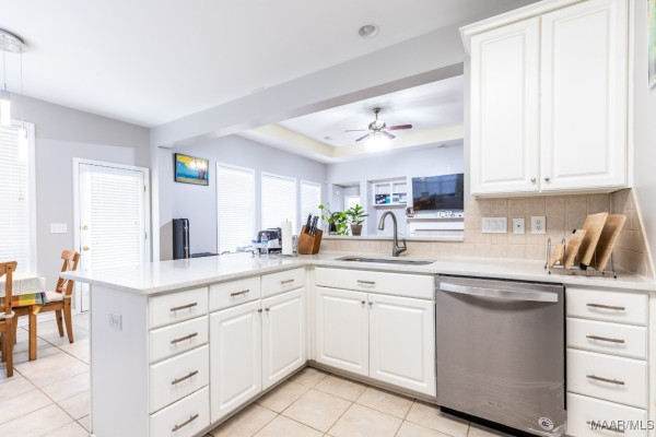 9272 WHISPINE Court