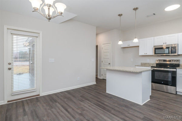 2047 dawson's mill Lane