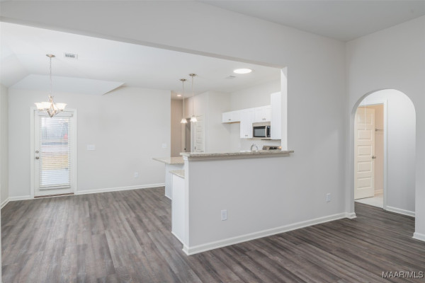 2047 dawson's mill Lane