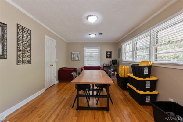 3243 Willow Lane Drive