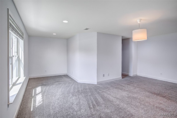 440 New Providence Way