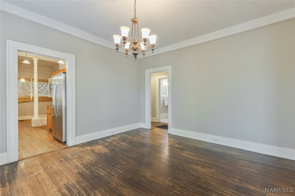 323 FINLEY Avenue