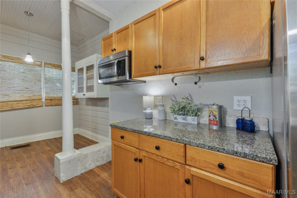 323 FINLEY Avenue