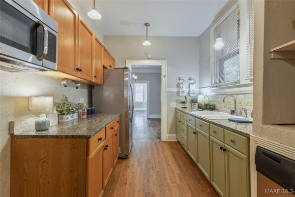 323 FINLEY Avenue