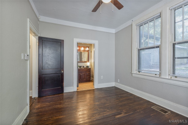 323 FINLEY Avenue