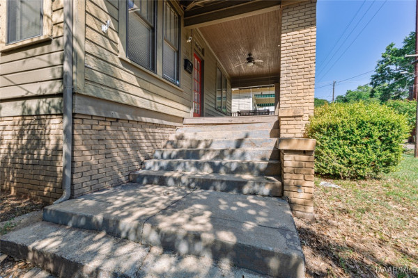 323 FINLEY Avenue