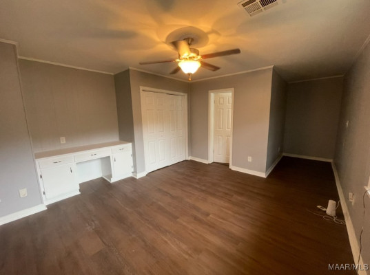 123 Hobbie Drive