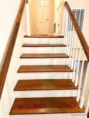 605 Noble Road