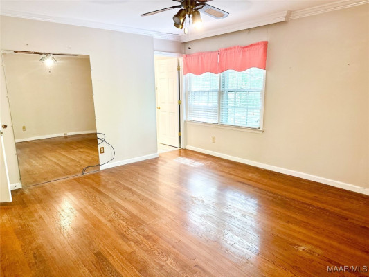 605 Noble Road