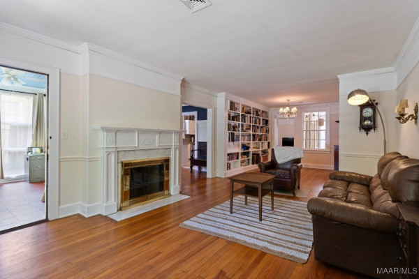 374 Rose Lane