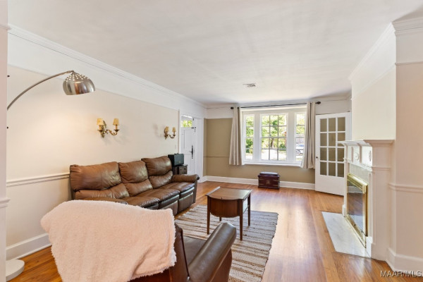 374 Rose Lane