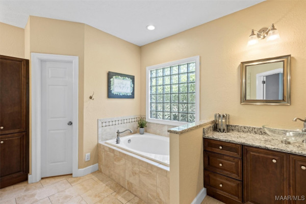8035 Mossy Oak Drive