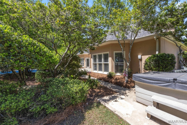 8035 Mossy Oak Drive