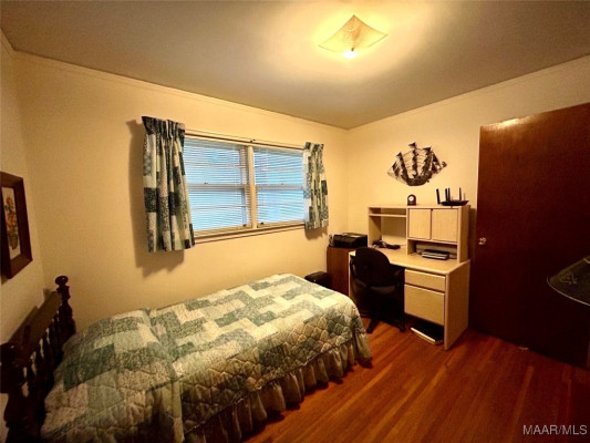 931 Frontenac Court
