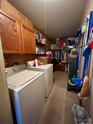 931 Frontenac Court