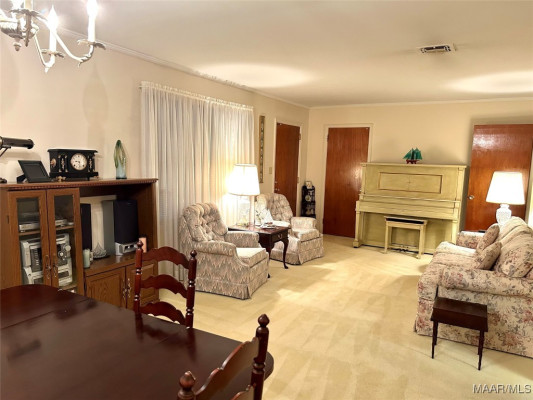931 Frontenac Court
