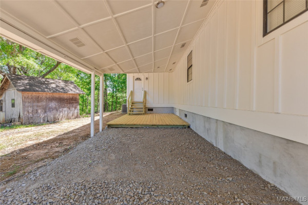 747 Minnie Knight Road
