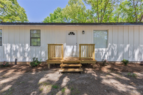 747 Minnie Knight Road