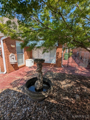 148 Charleston Court N