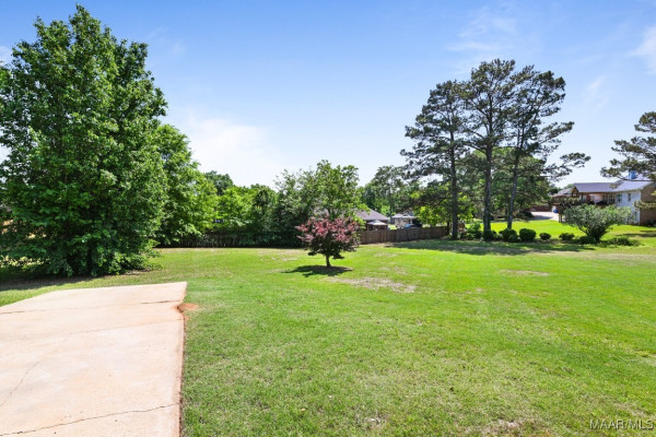 1603 Guiding Way