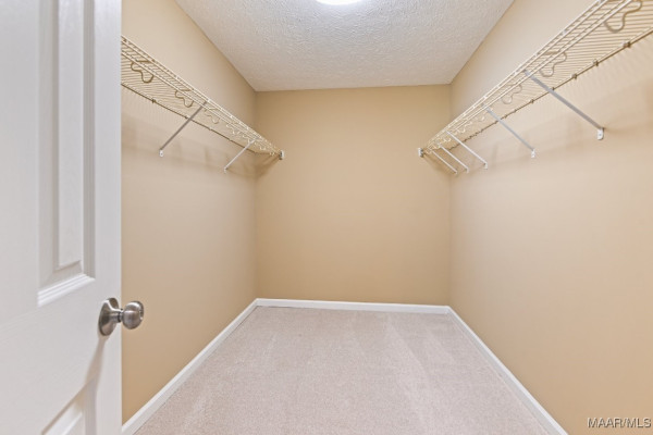 1603 Guiding Way