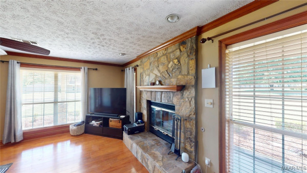 751 Summer Lane