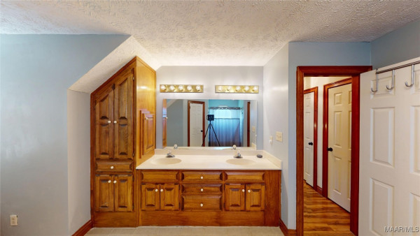 751 Summer Lane