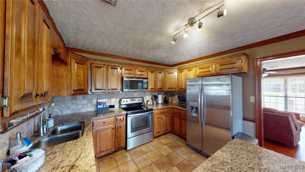 751 Summer Lane