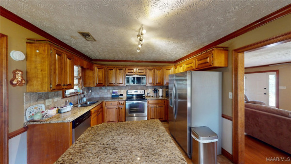751 Summer Lane