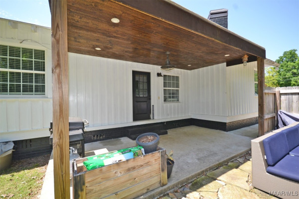 506 N Pine Street