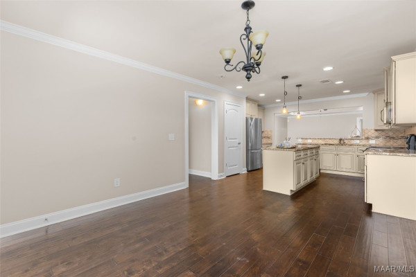 8248 RYAN RIDGE Loop
